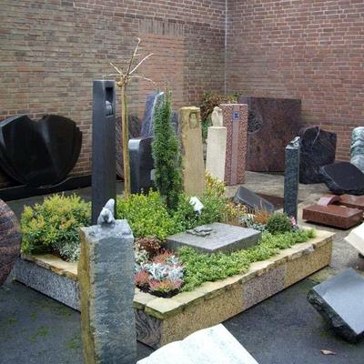 Referenzen - Grabsteine und Grabplatten