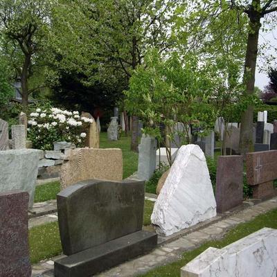 Referenzen - Grabsteine und Grabplatten