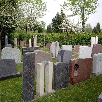 Referenzen - Grabsteine und Grabplatten