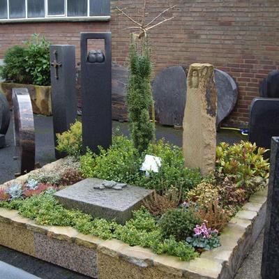 Referenzen - Grabsteine und Grabplatten